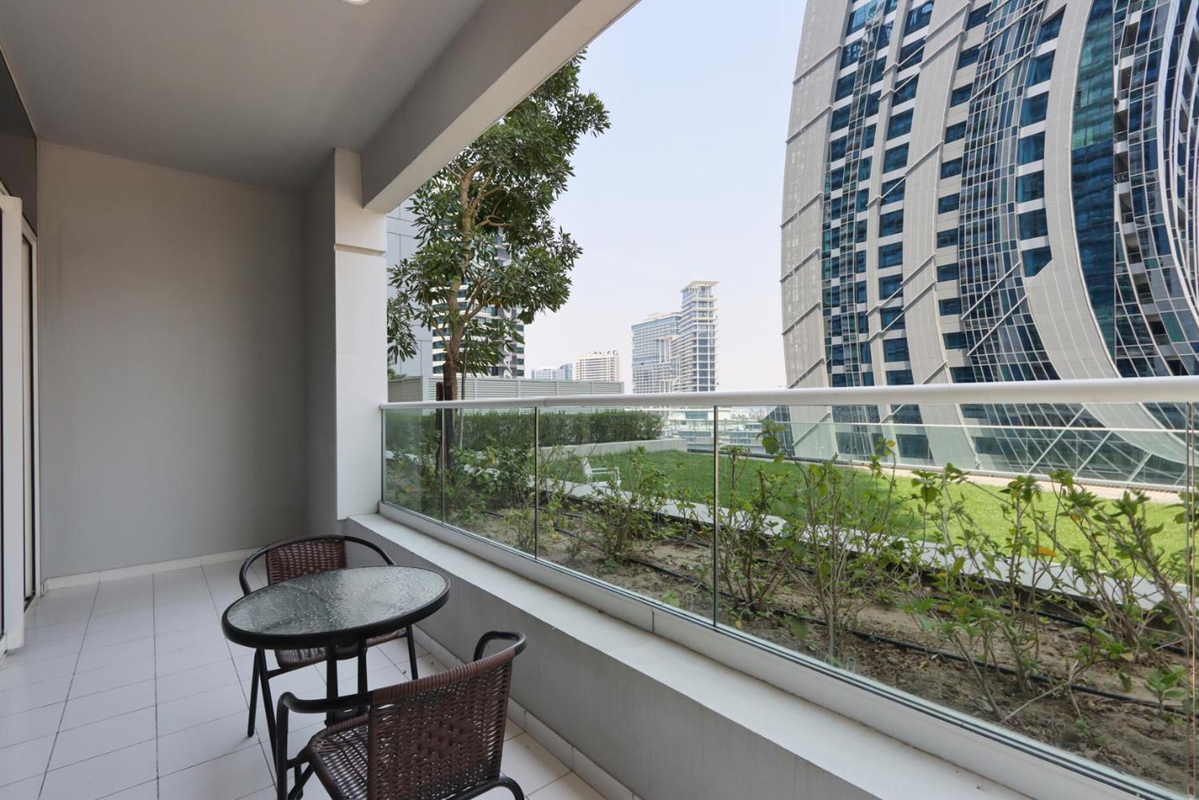 Livbnb - Prime Located 1B At Vera Residences Dubai Exterior photo